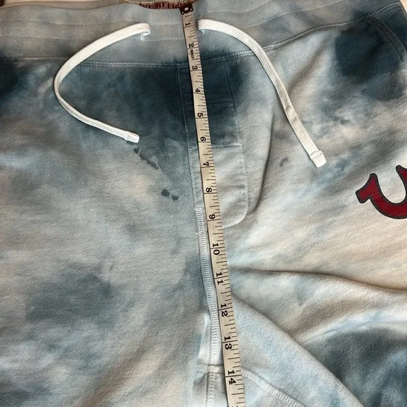 True Religion Camouflage Logo Men's Sweat Shorts SZ Large New - Picture 9 of 10